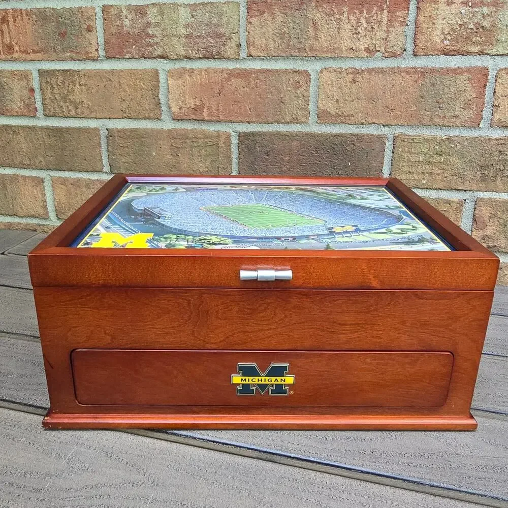 University Michigan Wolverines Valet Jewelry Box Big House Stadium Danbury Mint